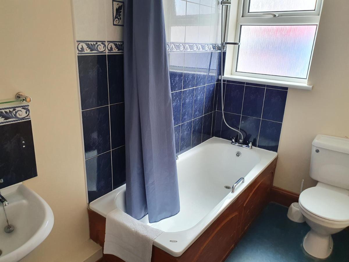 Whitehouse Guestrooms Бристол Екстериор снимка